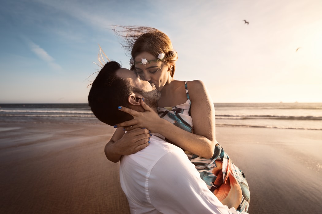 19 Differences Between a Soulmate and a Life Partner